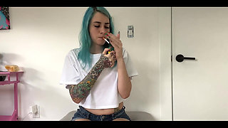 Smoking Friend Cheats with You