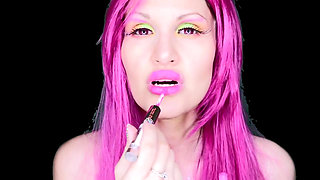 Trapped inside my lipstick