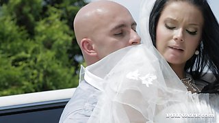 Victoria Blaze In Here Cums The Bride - Private Porn Sex Videos