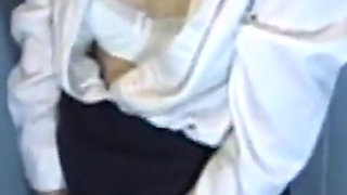 Stuck up Older Woman - Toilet Masturbation - Ep1