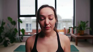 Brunette Solo Webcam Masturbation