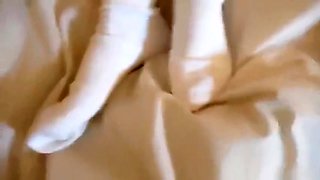 [amateur Individual Shooting] [uncensored] [3p] Cunnilingus/toy Play/raw/continuous Creampie/18-year-old With Delicate Mind And Body Becomes Prey For Pervert!!