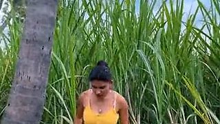 Indian Famous Model Doing Sex In Highway Running Car