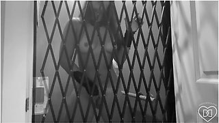 Spooky Vampire Halloween Solo - Dani Daniels