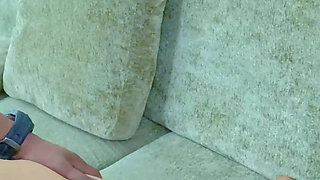 I Let Them Study and the Naughty Girl Went to Give Her Ass