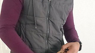 I Went to Make a Delivery and She with Sex.