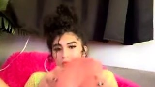 Luma Lavont Quick Play With Rubber Toy In Fishnet