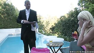 Jenna Presley and Gina Lynn's big ass movie by Brazzers Exxtra