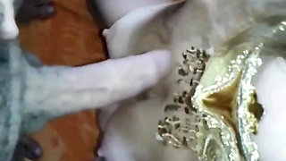 Selena's close up dancing, posing and sex games