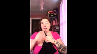 Busty solo babe masturbates in close up pussy toying action