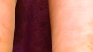 1370 Pantyhose Over Freshly Oiled White Skin with Hot GILF Dawnskye1962