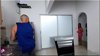 Mi Companero De Casa Siempre Me Seduce Y Al Verme Sola En La Cocina Me Folla Muy Rico Y Me Da Todo Su Cum - Porno En Espanol With Jennifer Adams