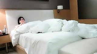 mature amateur playing and fingering on cam