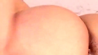 Blonde Exploded in Orgasm From Her Fuck Machine