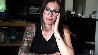 Cute amateur brunette naughty in solo jerking show on camera