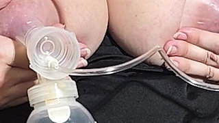 Breast Pumping 32 H Tits