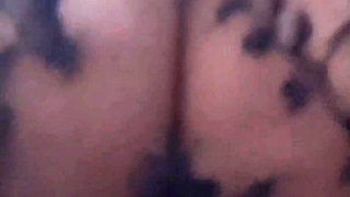 Mature feet posing and close up feet worship