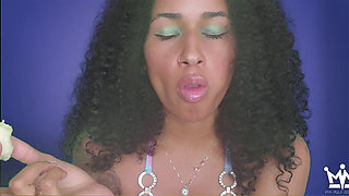 Don't You Just Love My Lips?