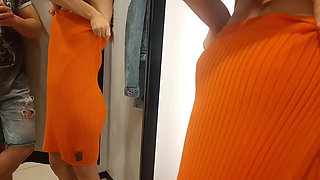 A Sexy Stranger Asked Me to Look at Her in the Fitting Room.