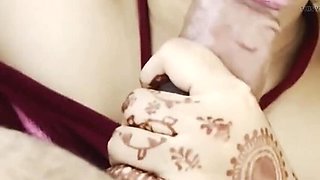 Hindi Full Video: Indian Cute Sexy Girl Tamanna Loves Real Sex