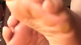 Feet JOI