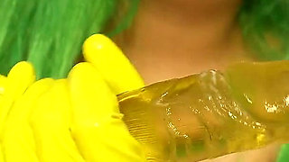 Asian Stepsister Decides to Take Pity on You and