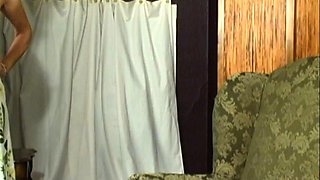 Close up fuck girl in big cock