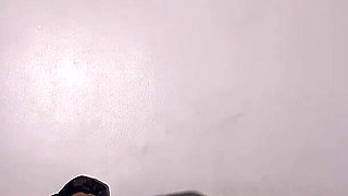 My Roommate Is Good on Bed