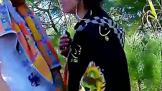Stranger guy talks to skinny MILF Zaza La Coquine and fucks her on the beach