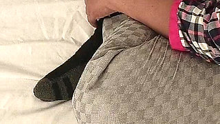The Stepbrother Dared to Touch My Virgin Pussy! Follows the Contour of My Pussy in Leggings