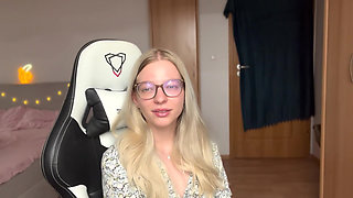 3 Types of Chastity Slaves