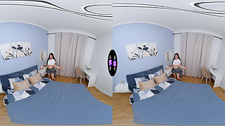 Hot Chick In A Tiny Outfit - Trailer