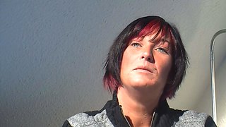German housewife tries first amateur casting
