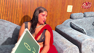 A Teacher Named Khushi Taught the Student How to Have Sex During the Class
