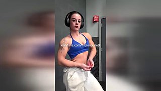 ThickMouse9 Flashes Pussy in Steamy Lesbian Yoga