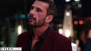 Vixen featuring Manuel Ferrara and Elsa Jean's face sitting movie