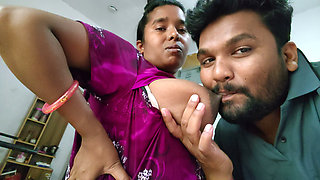 Indian boobs videos - Pahli bar dheere dheere Devar aur bhabhi boobs sucking - dehati bhabhi boobs sucking hindi.