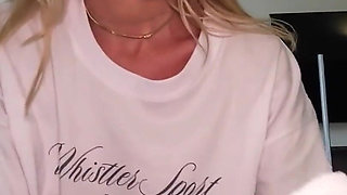 Annie Knight Gets Her Throat Drilled After the Beach