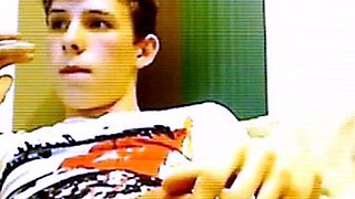 Big Dick Twink Masturbates on Webcam