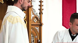 SNIFF SNIFF! Your ass smells a bit funky!