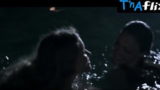 Tereza Srbova Lezzie, Bootie Vignette in Siren