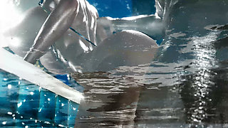 Lara Croft gets fucked by massive cock