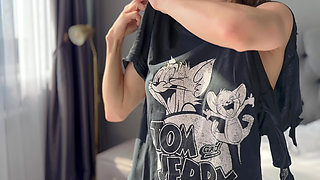 My Muscles Are Bursting Out and I Can't Control Them Anymore