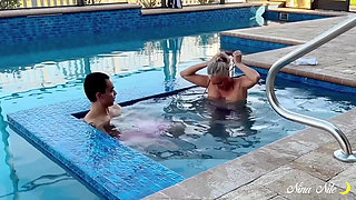 Nina Shows Her Cub Some Poolside Moves