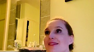 Webcam milf with breast milk live hardcore masturbate