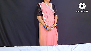 Amature Indian MILF Bhabhi Sex with Her Naughty Brother-in-law
