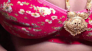 Desi Hot Real Sex Video of Bhabhi Wearing a Dress and Wearing a Red Bra Real Desi Indian Sex