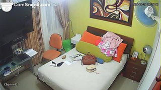 IPCAM - Latina dressing up after shower