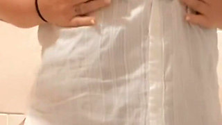 Rub My Pussy for You in the Fitting Room