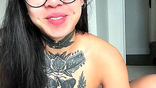 Japanese teen hardcore masturbating at Asian chatroom